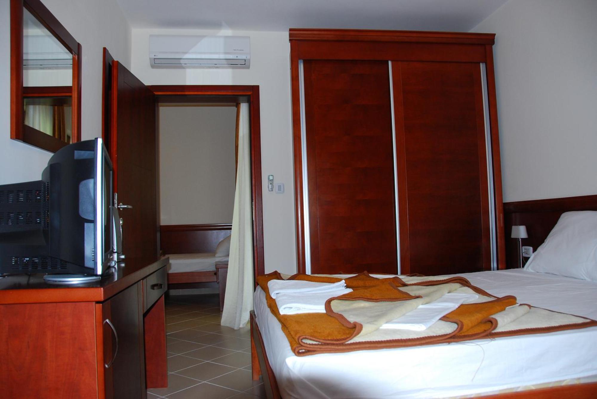 Apartments Krapina Budva Exterior photo