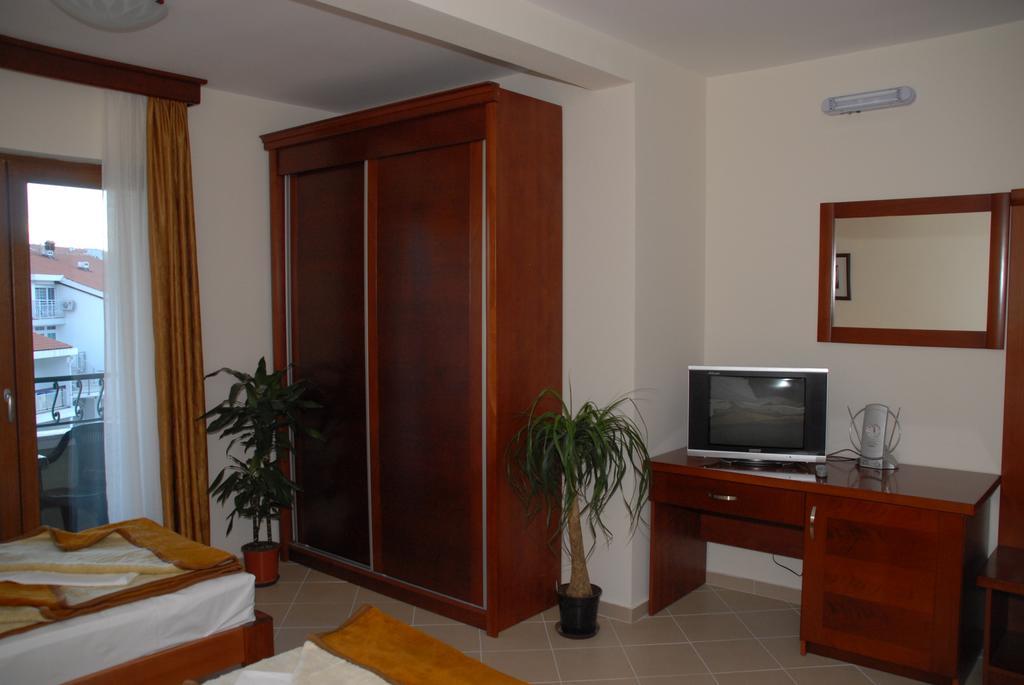 Apartments Krapina Budva Exterior photo